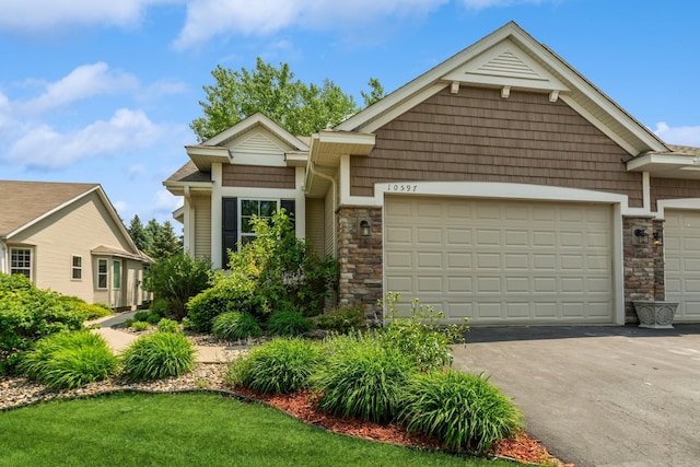 10597 Kingsfield Ln, Woodbury, MN 55129 - photo 2