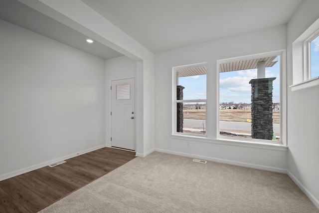 1520 Philipp Way, Shakopee, MN 55379 - unfurnished room featuring baseboards, carpet floors, and recessed lighting