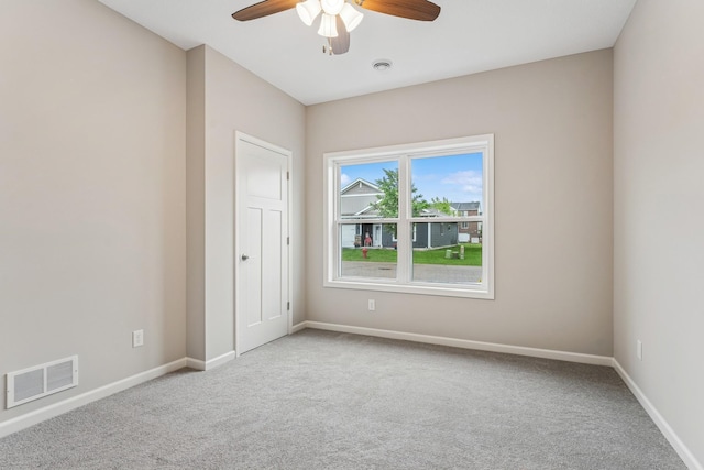 4905 Evergreen Dr N, Hugo, MN 55038 - unfurnished room featuring a ceiling fan and carpet flooring