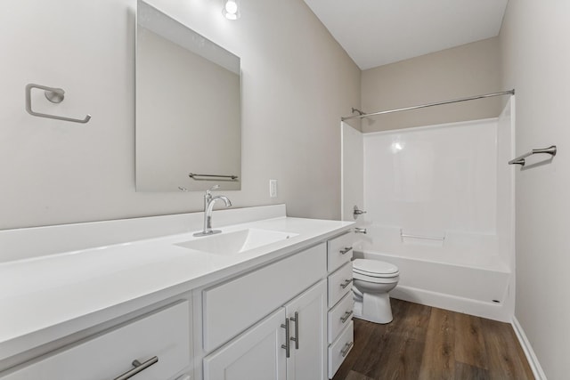 4905 Evergreen Dr N, Hugo, MN 55038 - full bath featuring vanity, wood finished floors, and shower / bathtub combination
