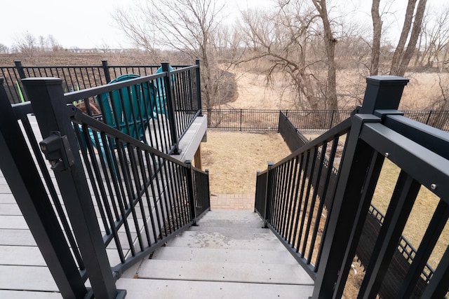 460 14th St NW, New Brighton, MN 55112 - view of staircase