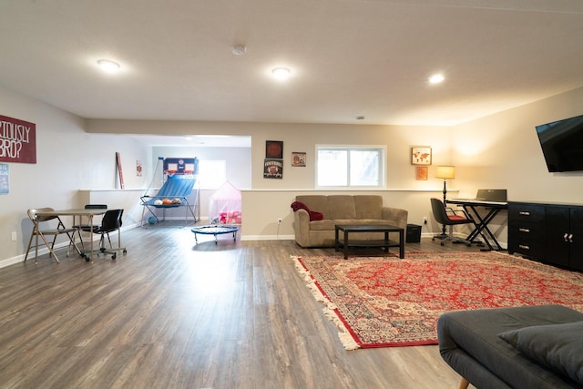 460 14th St NW, New Brighton, MN 55112 - living room with wood finished floors, baseboards, and recessed lighting