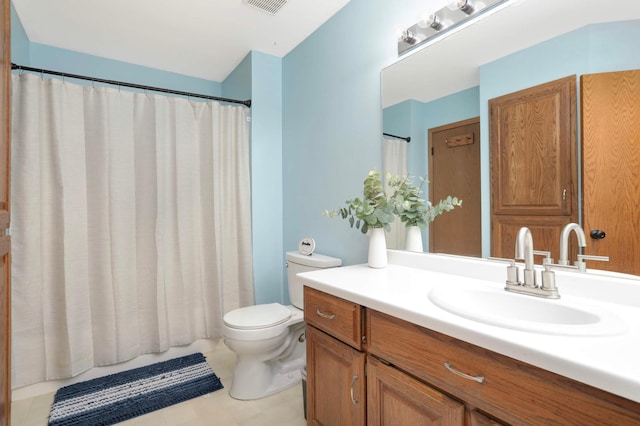 2222 Crosstown Blvd NE, Ham Lake, MN 55304 - bathroom with toilet, vanity, and a shower with curtain