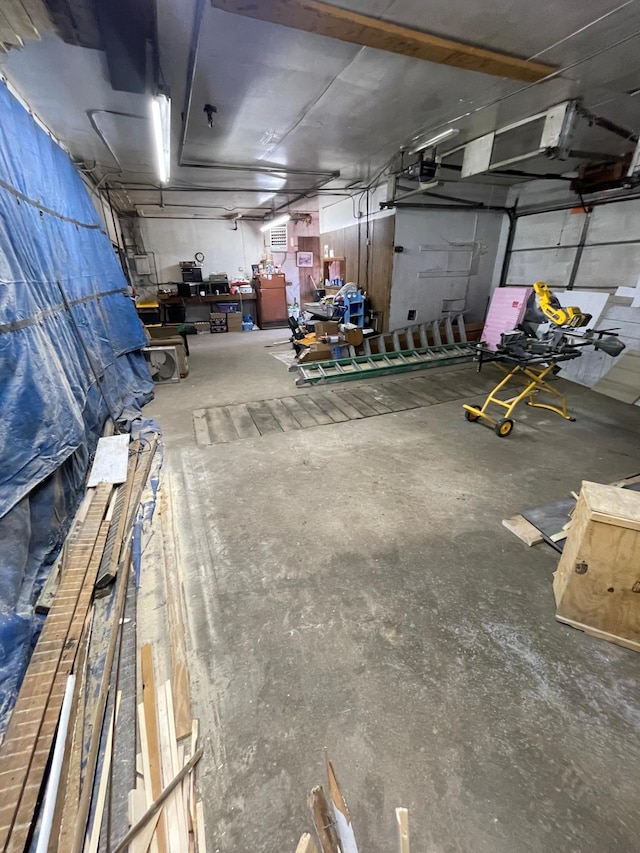 320 8th St SE, Staples, MN 56479 - view of garage