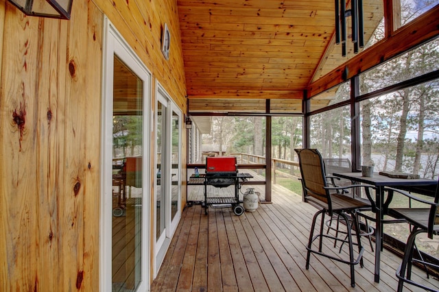 view of sunroom / solarium