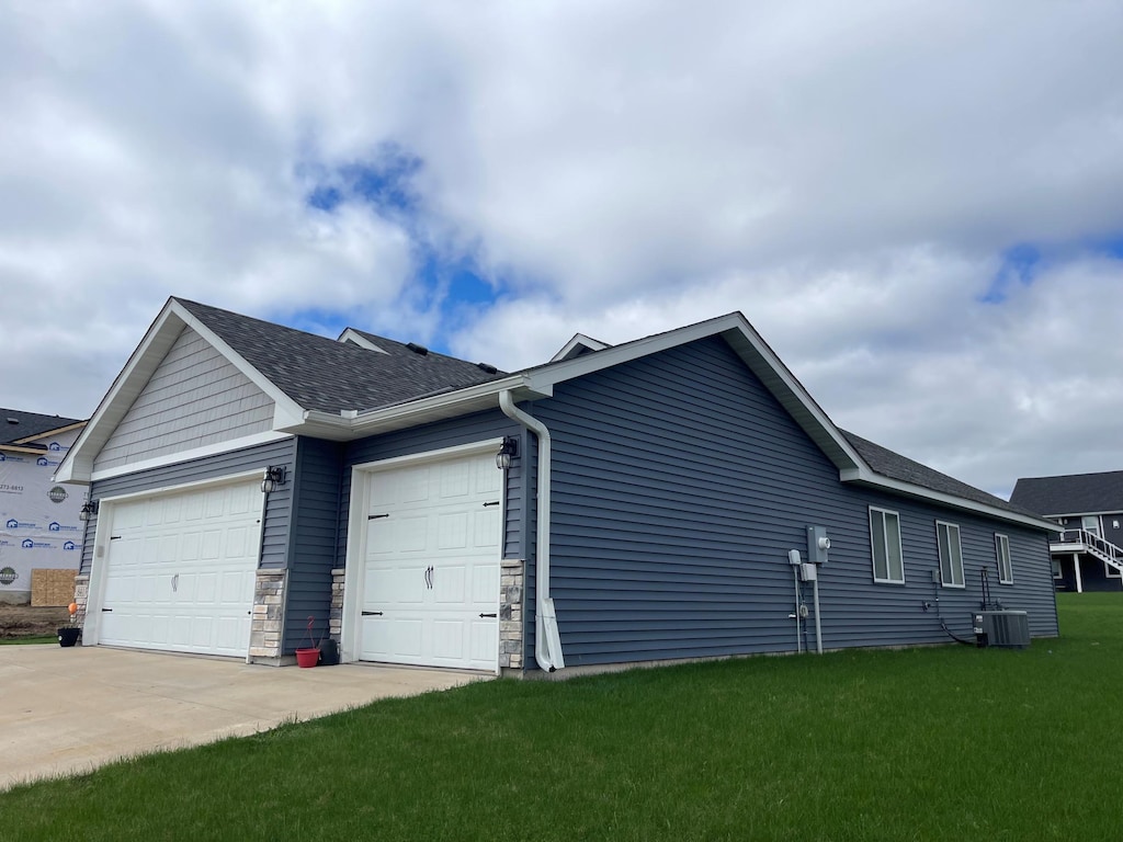 841 Grant St, Ellsworth, WI 54011 - photo 2