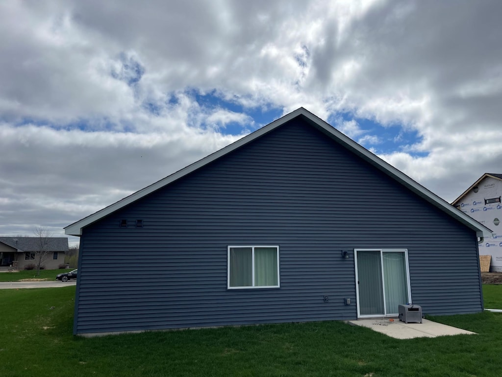841 Grant St, Ellsworth, WI 54011 - photo 3