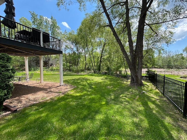17397 73rd Pl N, Maple Grove, MN 55311 - view of yard with a deck