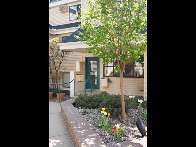 7605 Edinborough Way Unit 6314, Edina, MN 55435 - view of doorway to property