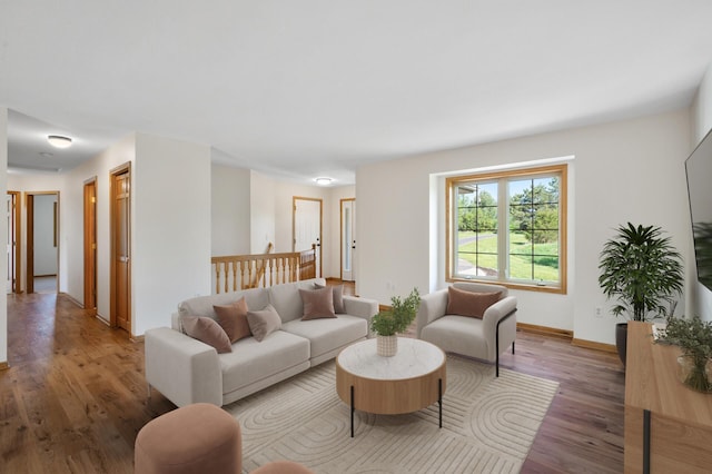33373 Lakes Trl, Chisago Lake Twp, MN 55045 - living room featuring wood finished floors and baseboards