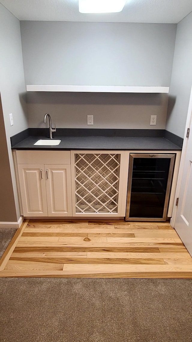 1404 19th Ave NW, Faribault, MN 55021 - indoor wet bar with beverage cooler