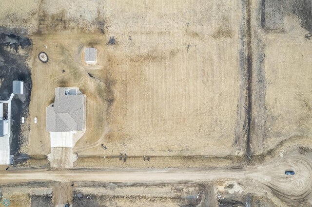205 Laverne Ln, Colfax, ND 58018