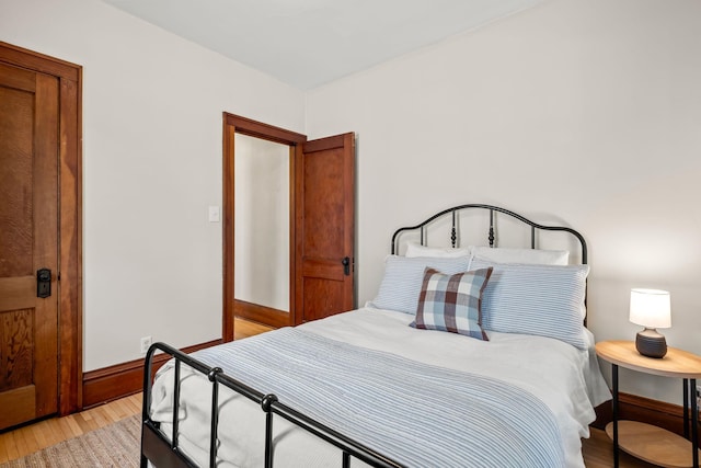 851 Watson Ave, Saint Paul, MN 55102 - bedroom with light wood-type flooring and baseboards