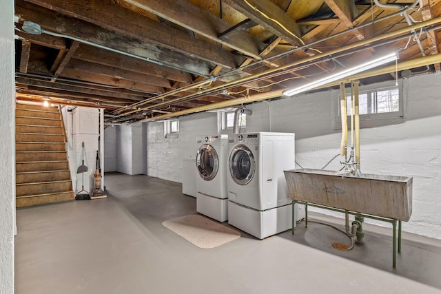 851 Watson Ave, Saint Paul, MN 55102 - basement featuring washing machine and dryer and stairs