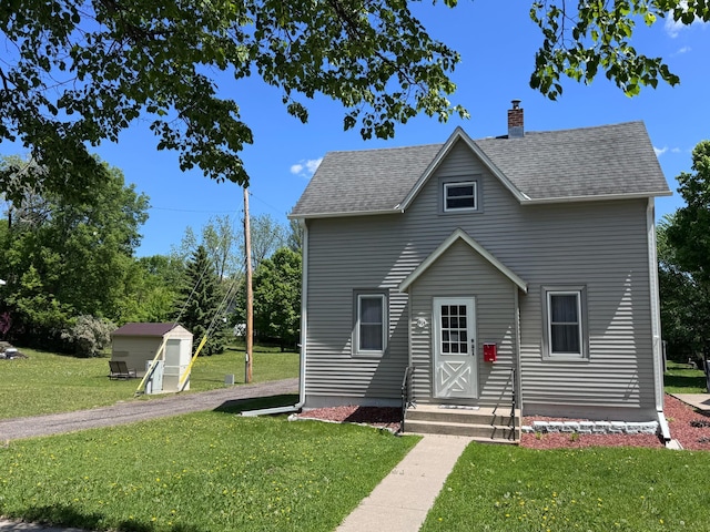 915 Union Ave, Fergus Falls, MN 56537 - photo 1