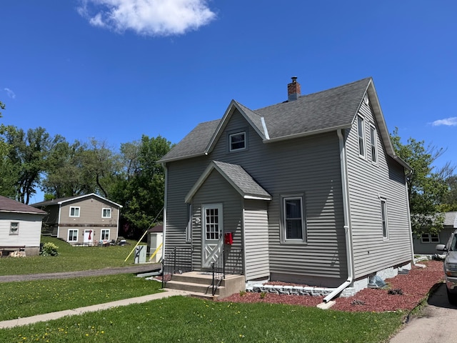 915 Union Ave, Fergus Falls, MN 56537 - photo 4