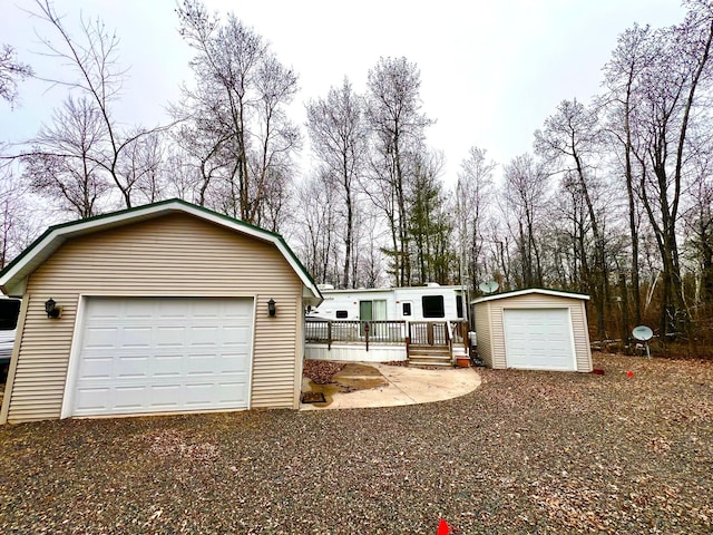 view of detached garage