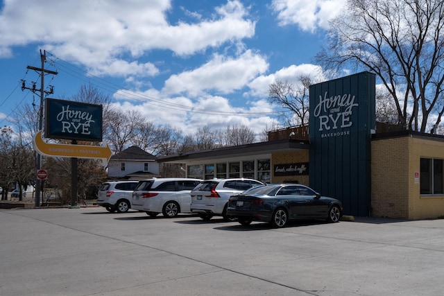4525 Park Commons Dr Unit 221, Saint Louis Park, MN 55416 - view of uncovered parking lot