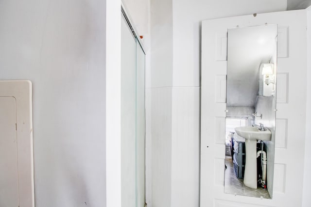 329 Main St NW, Menahga, MN 56464 - view of bathroom