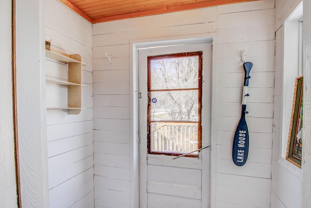 329 Main St NW, Menahga, MN 56464 - view of doorway to property