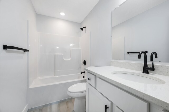 2604 Golden Valley Rd, Minneapolis, MN 55411 - photo 21