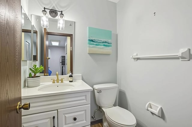 4854 Grenwich Trl N, Oakdale, MN 55128 - bathroom with toilet and vanity