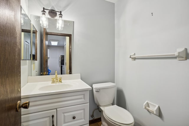 4854 Grenwich Trl N, Oakdale, MN 55128 - half bath with toilet and vanity