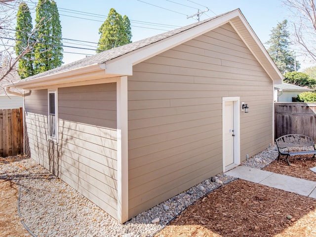 2728 Chowen Ave S, Minneapolis, MN 55416 - view of outdoor structure with fence and an outbuilding