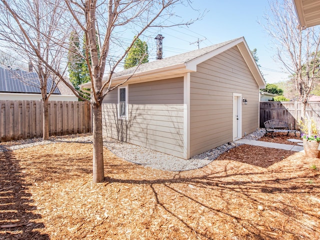 2728 Chowen Ave S, Minneapolis, MN 55416 - view of outdoor structure with an outdoor structure and a fenced backyard