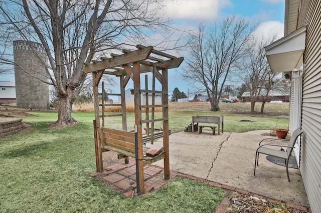 29058 132nd St, Waseca, MN 56093 - view of green lawn with a patio area