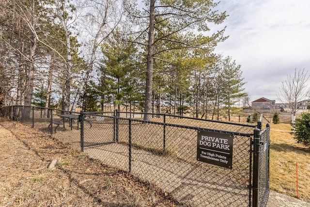 6432 Genevieve Trl S, Cottage Grove, MN 55016 - exterior space featuring a gate and fence