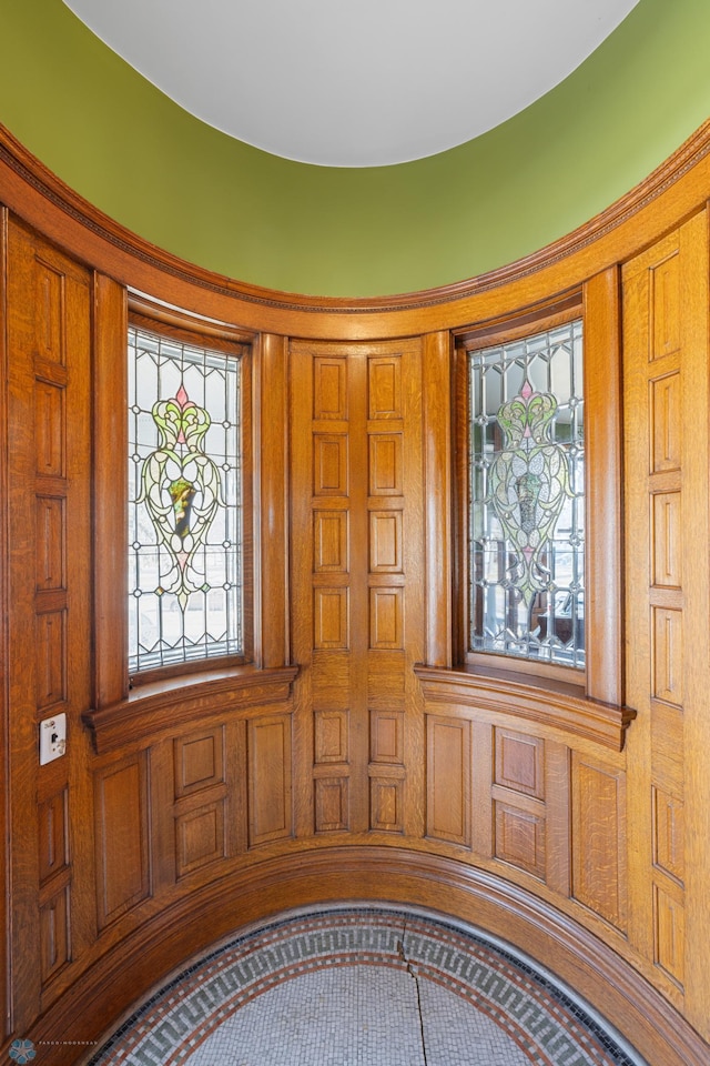 view of entrance foyer