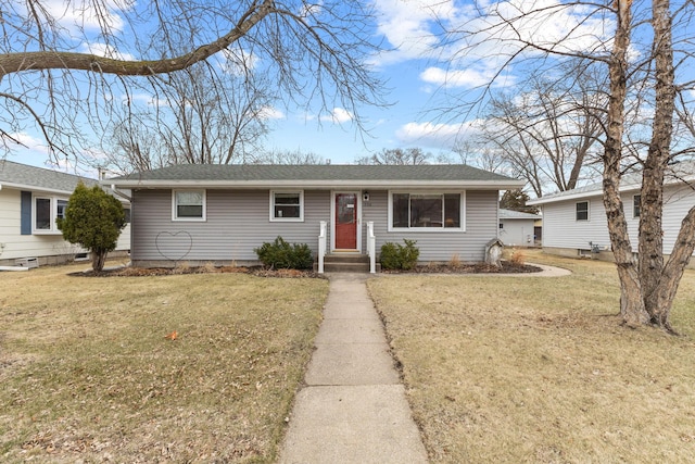 view of front of home featuring a front lawn