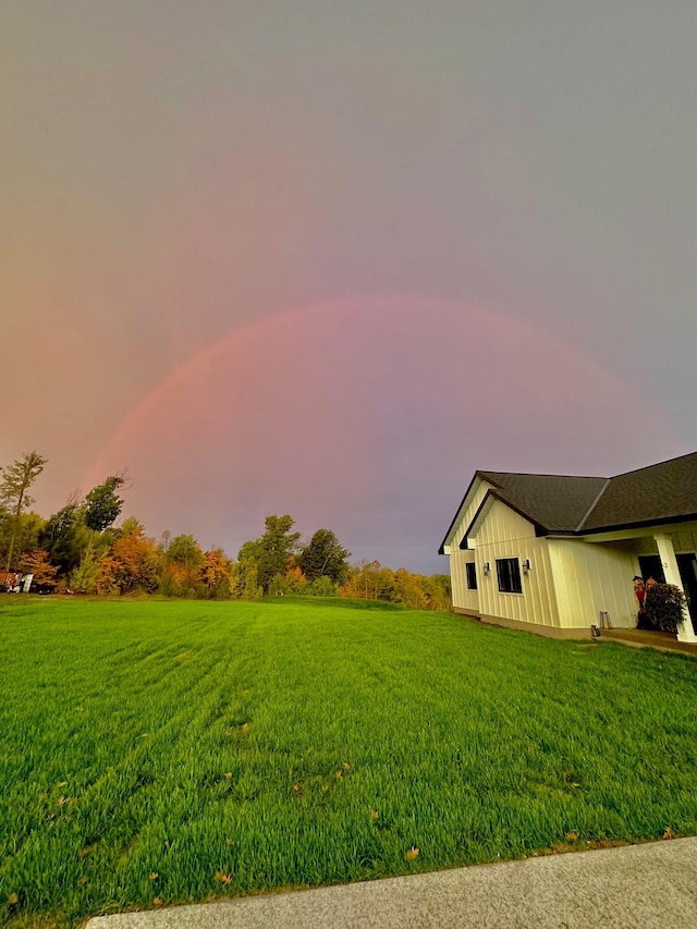 38525 Northstar Dr, Cushing, MN 56443 - view of yard at dusk