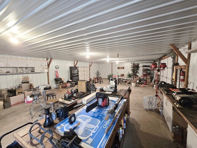 7331 175th Ave NW, Ramsey, MN 55303 - garage with a workshop area