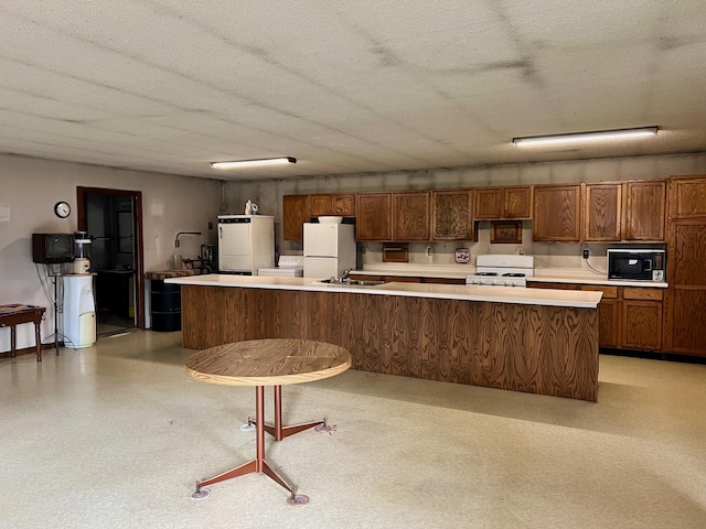 44192 Pioneer Rd, Windemere Twp, MN 55783