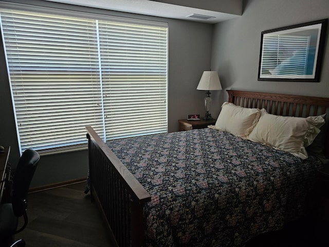 1880 3rd Ave NW Unit 215, Rochester, MN 55901 - bedroom featuring baseboards