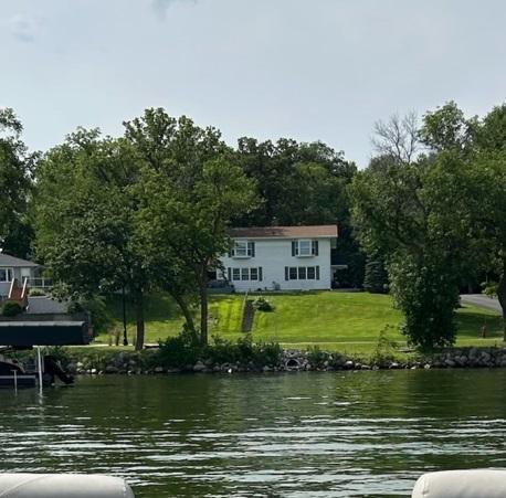 1104 Lake Dr Unit 5, Detroit Lakes, MN 56501 - photo 1