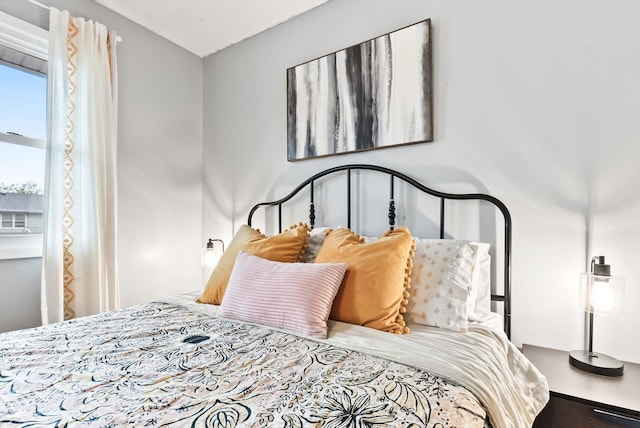7986 Lad Pkwy, Brooklyn Park, MN 55443 - view of bedroom