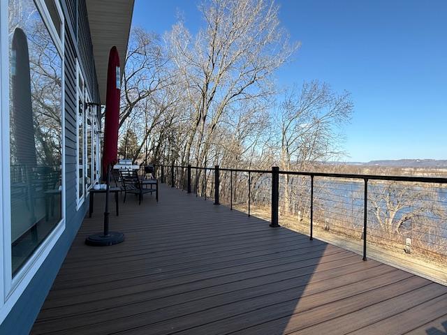817 2nd St N, Brownsville, MN 55919 - view of deck
