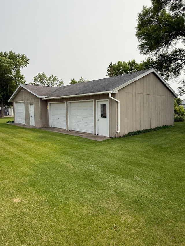 404 Balmoral Ave, Henning, MN 56551 - view of detached garage