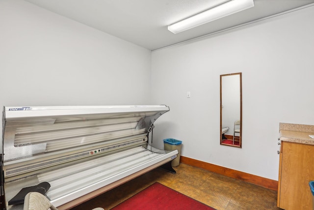 13560 Technology Dr Unit 1210, Eden Prairie, MN 55344 - miscellaneous room featuring baseboards
