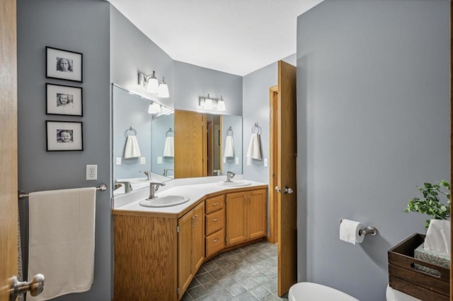 108 Serenity Cir, Buffalo, MN 55313 - full bath with toilet and double vanity