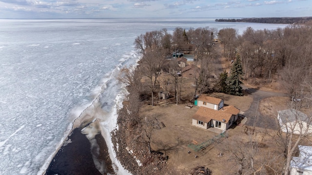 5591 Wildwood Ave, Isle, MN 56342 - aerial view of property and surrounding area featuring a nearby body of water