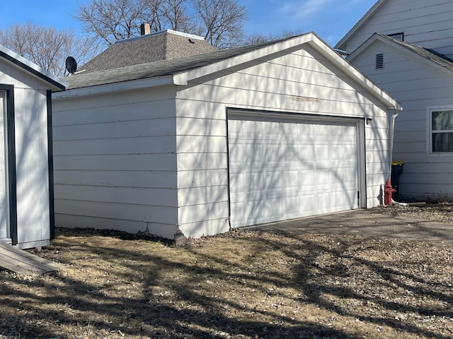 view of detached garage