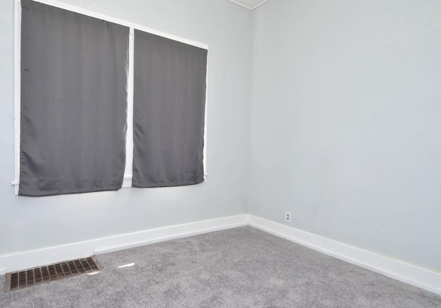 665 Bedford St, Saint Paul, MN 55130 - carpeted spare room with baseboards