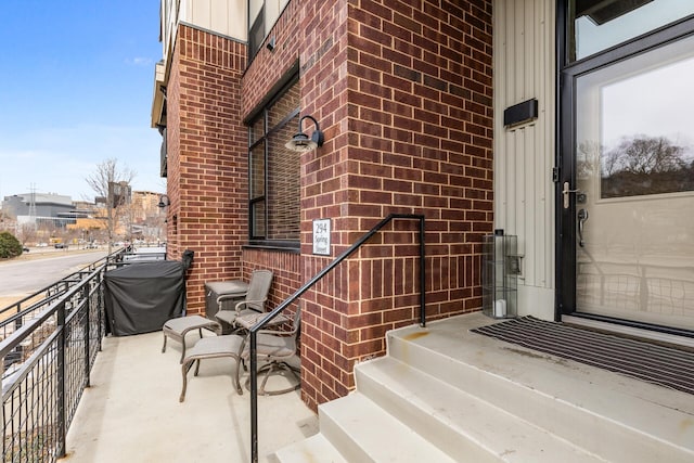 294 Spring St, Saint Paul, MN 55102 - entrance to property with brick siding