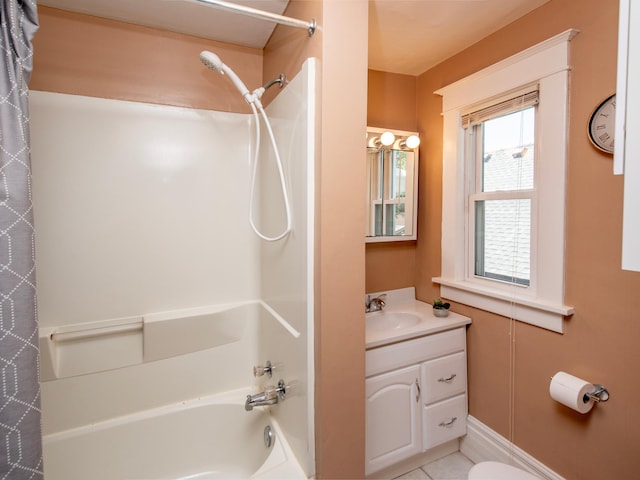 115 Geranium Ave W, Saint Paul, MN 55117 - bathroom with shower / bath combo with shower curtain and vanity