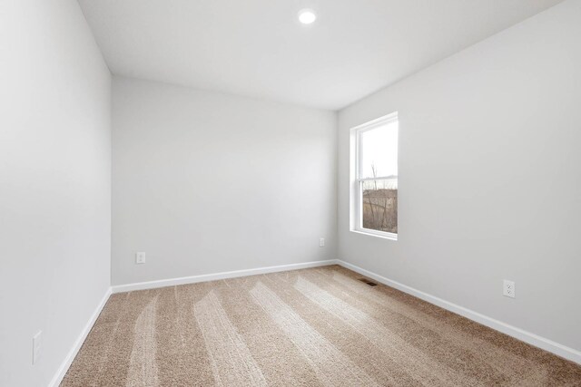 408 Tanner Dr, Waverly, MN 55390 - unfurnished room featuring carpet flooring and recessed lighting