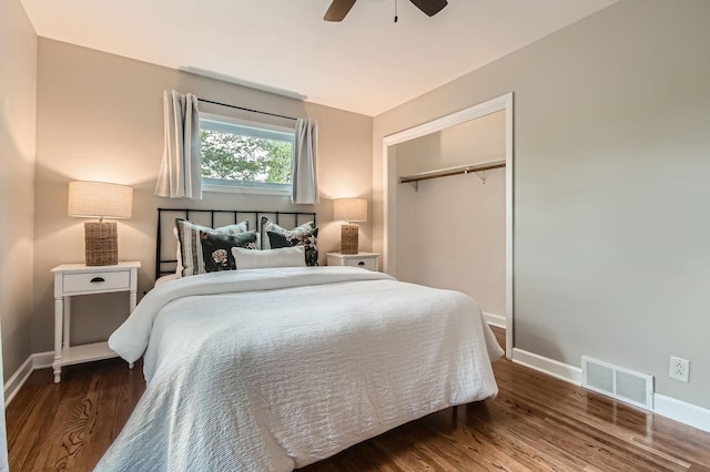 4 Battle Creek Ct, Saint Paul, MN 55119 - bedroom featuring baseboards, a closet, wood finished floors, and ceiling fan